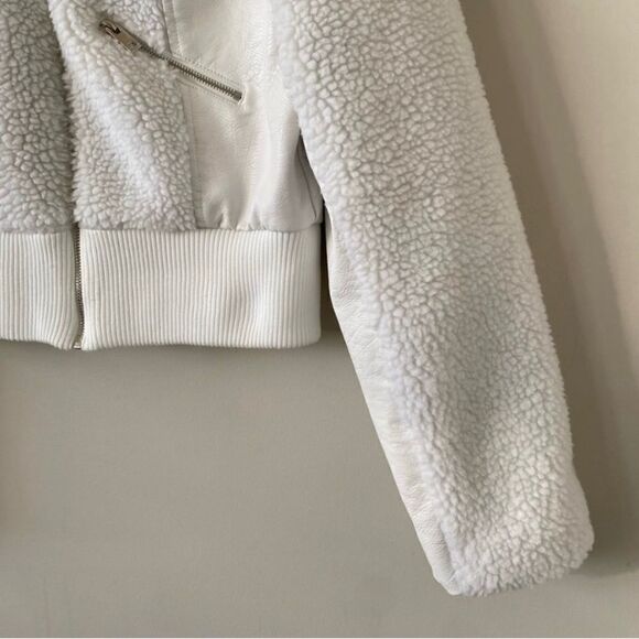 I.Am.Gia-Trixie Sherpa Cropped Jacket (Large) - Picture 9 of 12